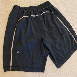 Lululemon Pace Breaker Linerless Shorts 9”